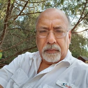 Meet your Posher, Benito